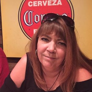 Meet your Posher, Christy